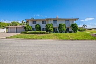 2900 Paseo Del Mar in Palos Verdes Estates, CA - Building Photo - Building Photo