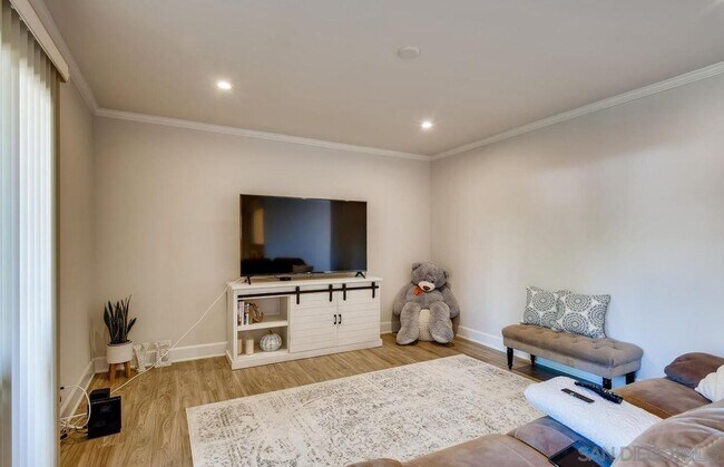 8520 Via Mallorca in San Diego, CA - Building Photo - Building Photo