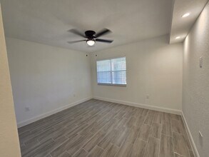 2690 Coral Landings Blvd in Palm Harbor, FL - Building Photo - Building Photo