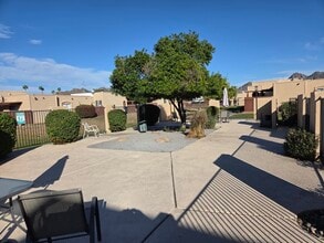 1005 E Northern Ave in Phoenix, AZ - Foto de edificio - Building Photo