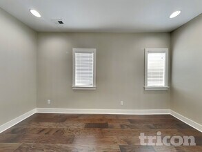 6817 Charlotte Pike in Nashville, TN - Building Photo - Building Photo