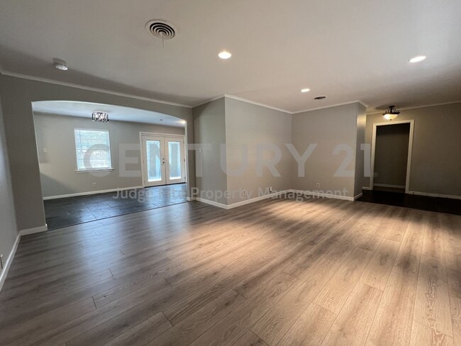 5908 Wedgmont Cir N in Fort Worth, TX - Building Photo - Building Photo