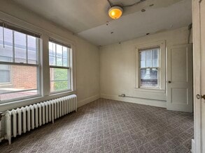 132 Simpson St in Morgantown, WV - Building Photo - Building Photo