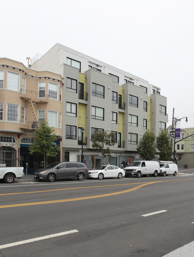 700-712 Valencia St in San Francisco, CA - Building Photo - Building Photo