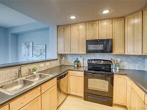 23070 York Ave in Parker, CO - Building Photo - Building Photo