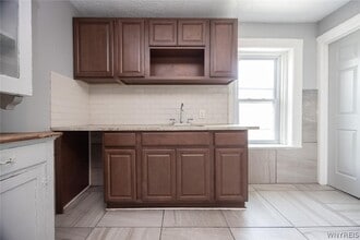 1023 15th St in Niagara Falls, NY - Building Photo - Building Photo