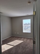 Reserve at Easton in Columbus, OH - Foto de edificio - Building Photo