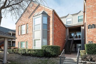 12660 Hillcrest Rd, Unit 3202 in Dallas, TX - Building Photo