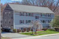 272 S Main St in Attleboro, MA - Foto de edificio - Building Photo