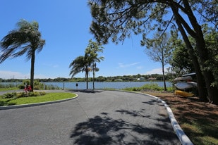 Lakeview at Palm Harbor in Palm Harbor, FL - Building Photo