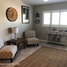 325 Angelo Ln in Cocoa Beach, FL - Building Photo - Building Photo