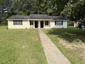 2632a 7th St SE in Moultrie, GA - Building Photo