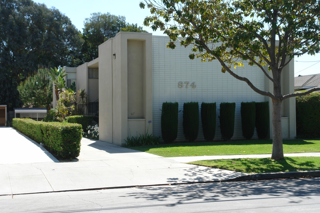 874 Magnolia Ave in Pasadena, CA - Foto de edificio