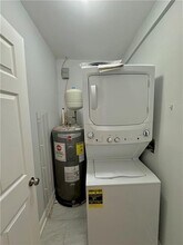 1764 Springview Rd NW in Atlanta, GA - Building Photo - Building Photo