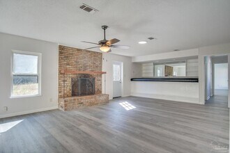 4725 Clara St in Pensacola, FL - Building Photo - Building Photo