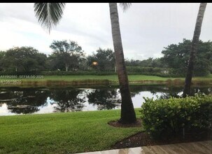 2476 Cordoba Bend in Weston, FL - Building Photo - Building Photo