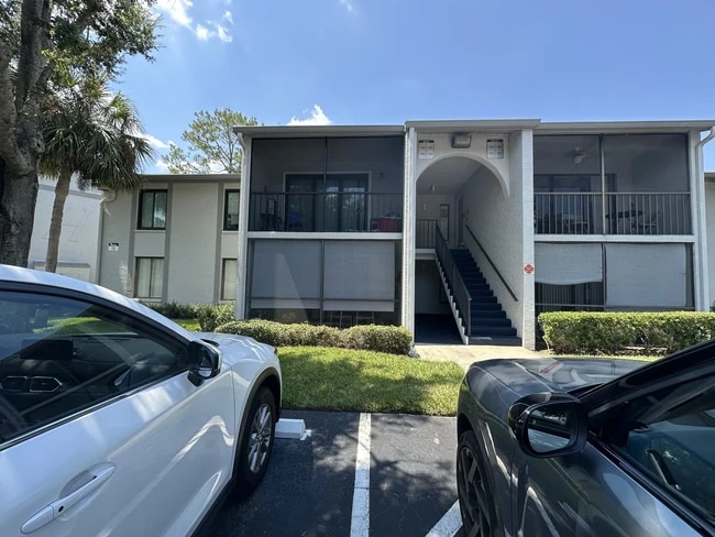 property at 1311 S Pine Ridge Cir