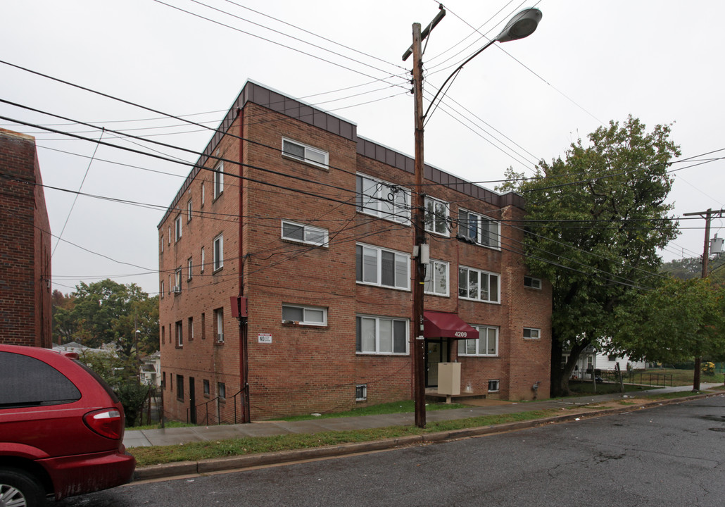 4209 Dix St NE in Washington, DC - Building Photo