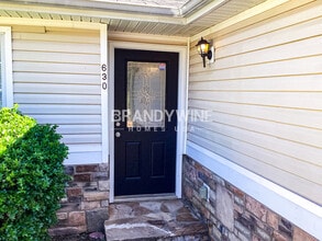 630 Morrow Rd in Forest Park, GA - Building Photo - Building Photo