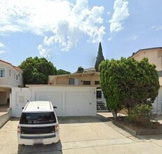 2618 Voorhees Ave, Unit B in Redondo Beach, CA - Building Photo - Building Photo