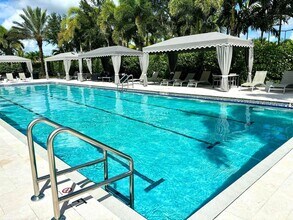 16743 Picardy Way in Delray Beach, FL - Building Photo - Building Photo