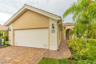 8738 Ferrara Ct in Naples, FL - Building Photo - Building Photo