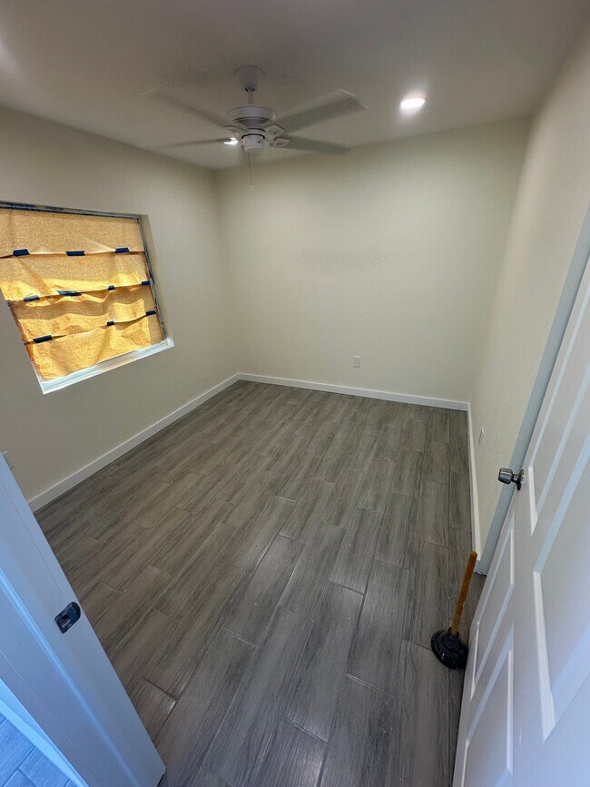 602 Cedar Pl in Fort Pierce, FL - Foto de edificio - Building Photo