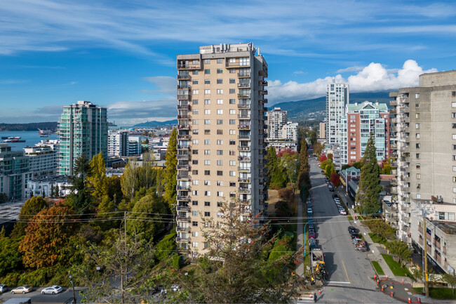 Talisman Towers in North Vancouver, BC - Building Photo - Building Photo