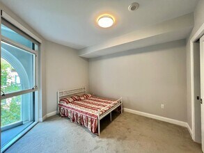 771 Harrison Ave, Unit 401 in Boston, MA - Building Photo - Building Photo