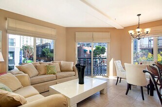 330 J St in San Diego, CA - Building Photo - Building Photo