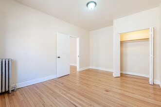 5242 S Drexel Ave-Unit -5242-3W in Chicago, IL - Building Photo - Building Photo