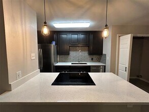 10105 Peppertree Ln in Fort Worth, TX - Building Photo - Building Photo