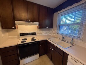4205 Olympia Dr in Greensboro, NC - Building Photo - Building Photo