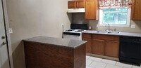 4515 White Rock St photo'