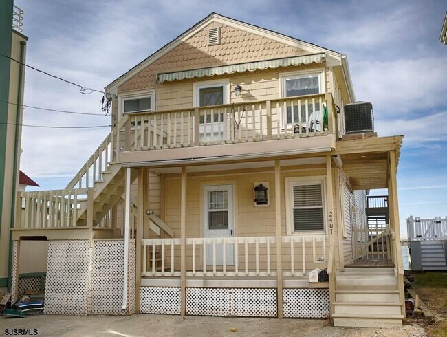 property at 2407 Oberon Ave
