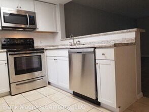 12510 White Bluff Rd in Savannah, GA - Building Photo - Building Photo