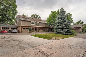 235 S Monaco St Pkwy in Denver, CO - Building Photo - Building Photo