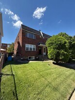 324 Levick St in Philadelphia, PA - Building Photo