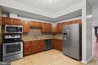 3924 Reisterstown Rd photo'