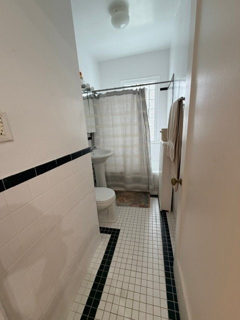 460 Winnetka Ave, Unit 202