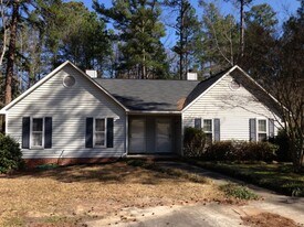156 Thames Valley Ct in Irmo, SC - Building Photo