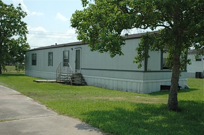 Carencro Mobile Home Park in Carencro, LA - Foto de edificio