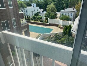 950 Massachusetts Ave in Cambridge, MA - Building Photo - Building Photo