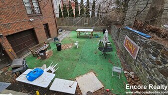 292 Foster St, Unit 44 in Boston, MA - Building Photo