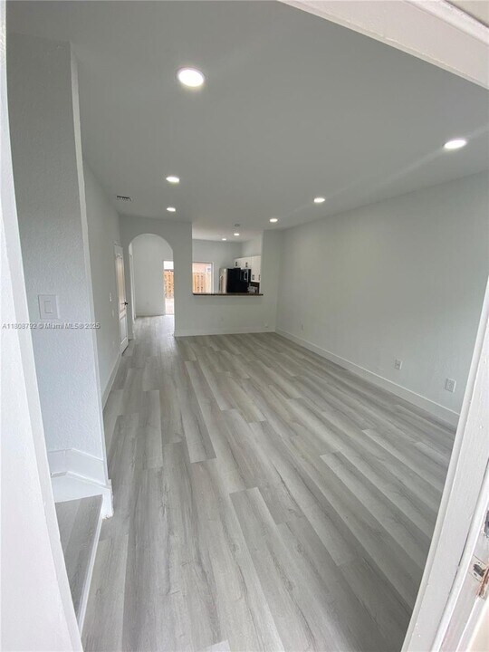 13765 SW 170th Terrace in Miami, FL - Building Photo