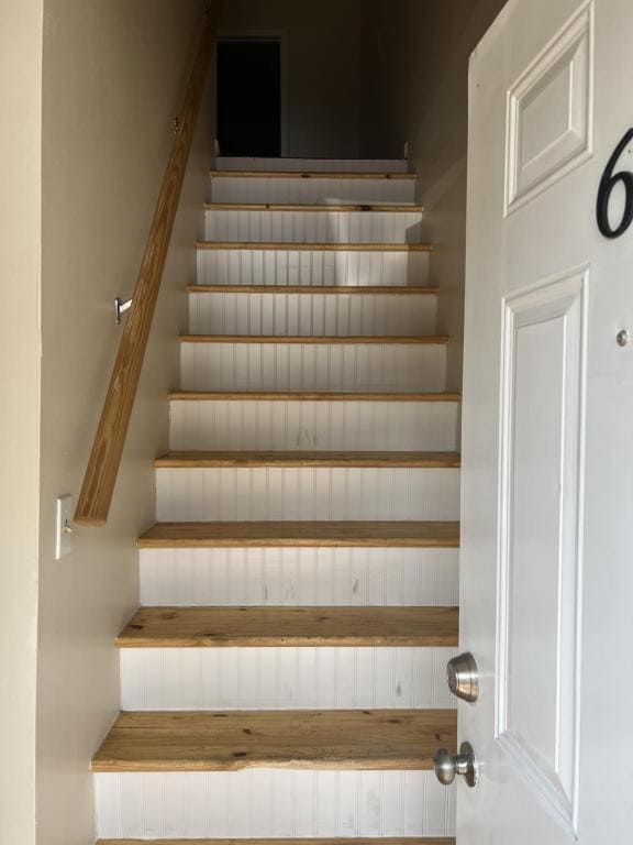 property at 1201 W Main St