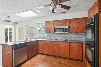 1744 Hartford Dr in Carrollton, TX - Building Photo - Building Photo