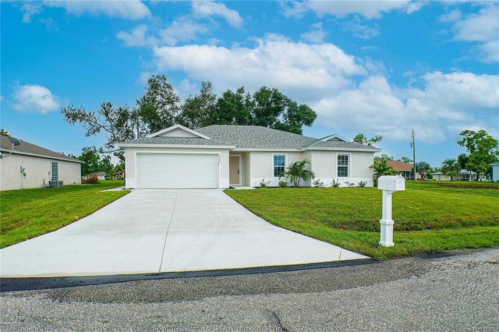 16088 Quiche Ct in Punta Gorda, FL - Building Photo