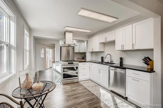 5205 Dover St in Arvada, CO - Building Photo - Building Photo