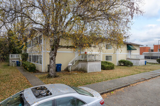 9200-9210 Densmore Ave in Seattle, WA - Building Photo - Building Photo